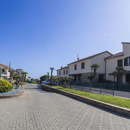 Apartamento Le Margherite - Slr261 By Interhome